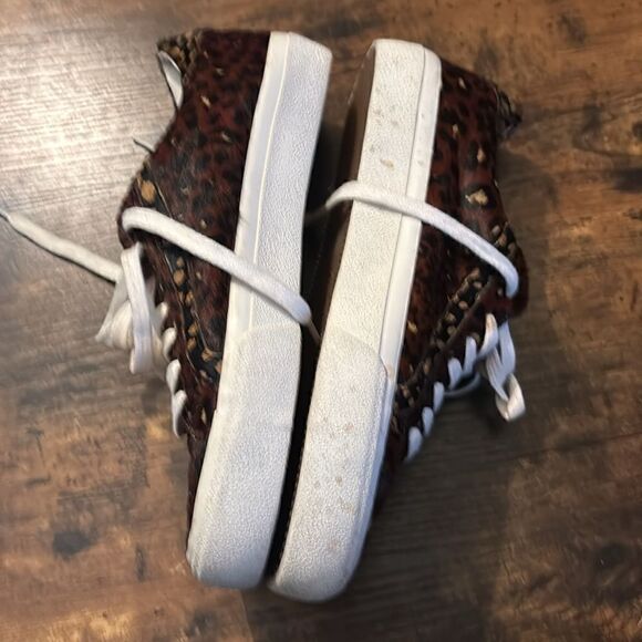 Sidewalk Low-Top Sneakers in Painted Leopard Colorblock Calf Hair Size 7 - Picture 7 of 9